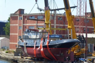 The launch of the 30m motor yacht Vervece by Palumbo Shipyard.JPG